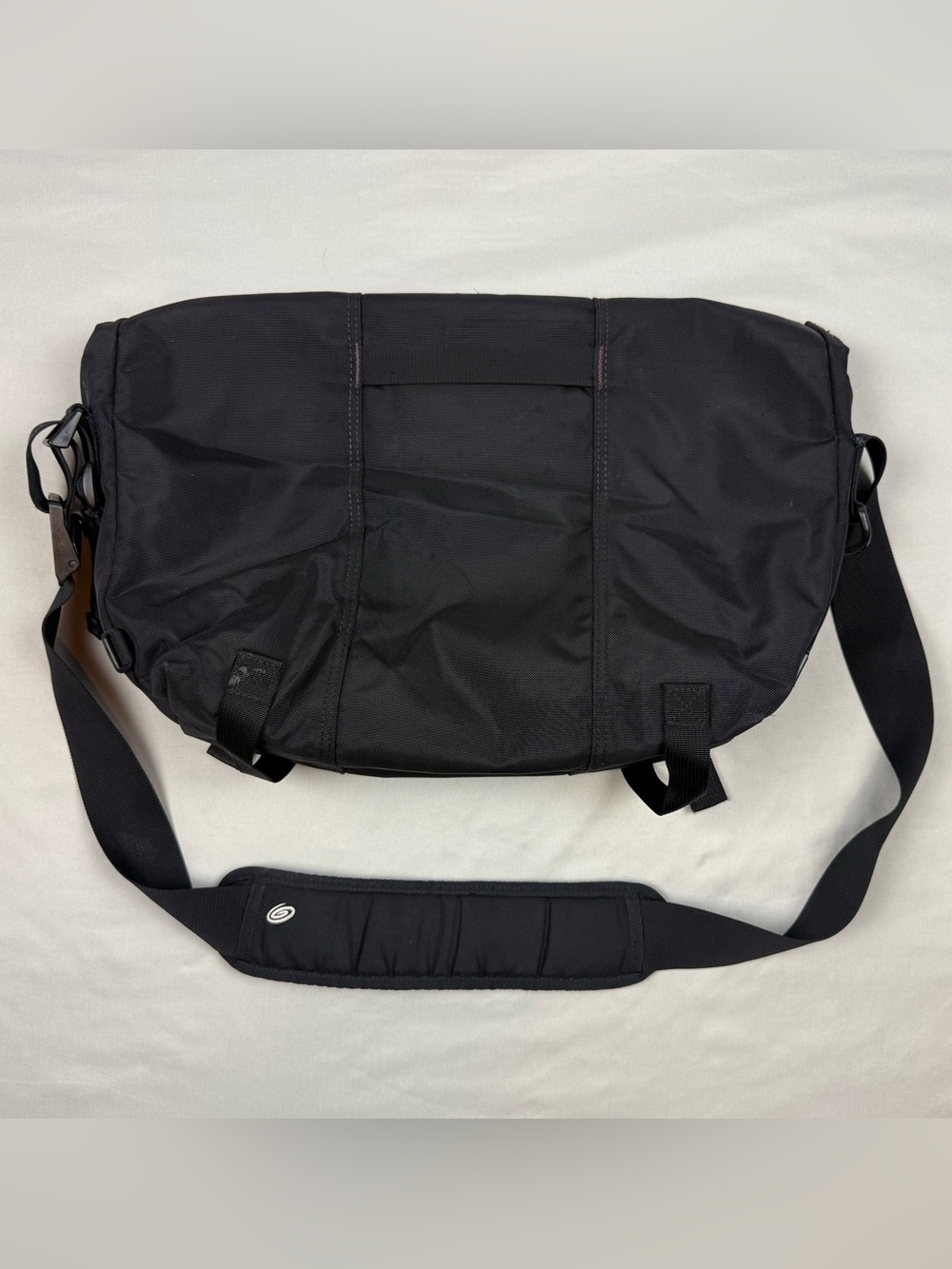 Timbuk2 Classic Messenger Bag Crossbody Black Canvas - Picture 2 of 9